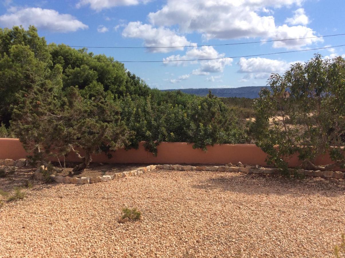 Viviendas Es Carnatge Playa Migjorn Bagian luar foto