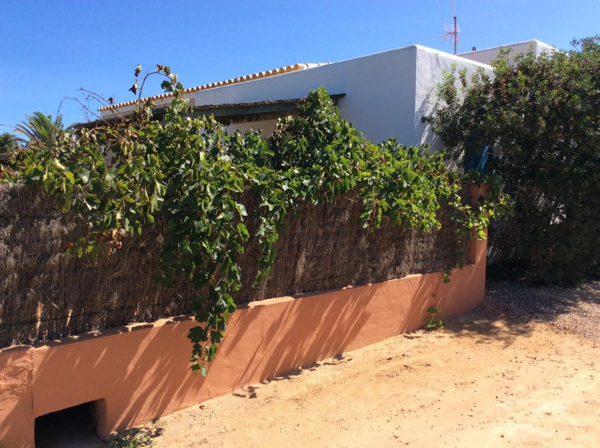 Viviendas Es Carnatge Playa Migjorn Bagian luar foto